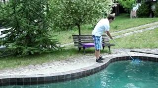 Zwembadjongen moet zijn BBW blonde baas tevreden stellen