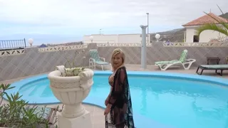 Foot Fetish with MILF Jasmine