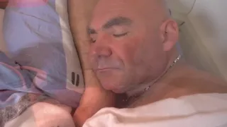 Older man fucks the young beauty